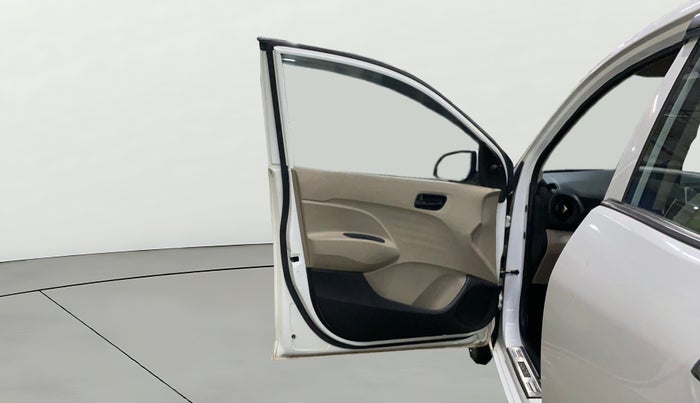 2021 Hyundai NEW SANTRO MAGNA, Petrol, Manual, 30,796 km, LHS Front Door