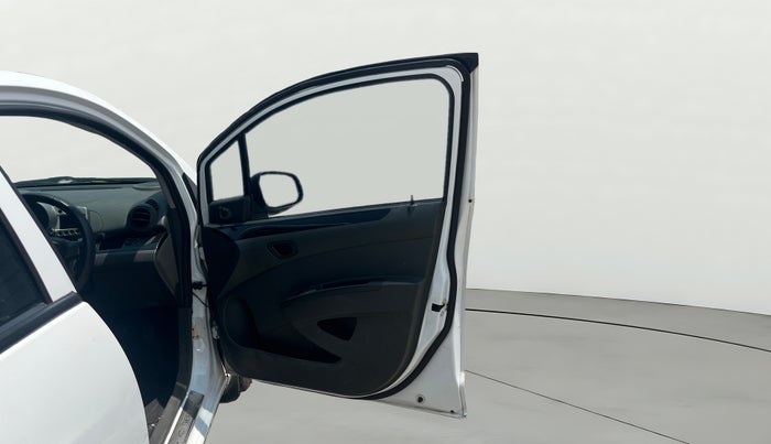 2012 Chevrolet Beat LS PETROL, Petrol, Manual, 66,905 km, RHS Front Door