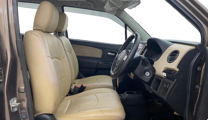 2017 Maruti Wagon R 1.0 VXI AMT, Petrol, Automatic, 22,946 km, Right Side Front Door Cabin