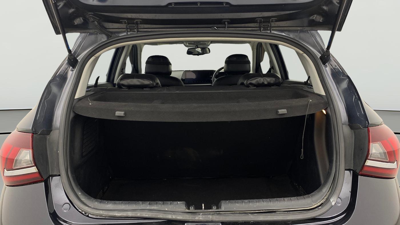 2022 Hyundai NEW I20 ASTA (O) 1.2 AT, Petrol, Automatic, 69,504 km, Boot Open Zoomed View