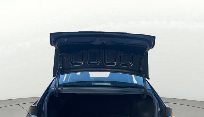 2023 Hyundai Verna SX 1.5 Turbo Petrol MT, Petrol, Manual, 24,627 km, Boot Door Open