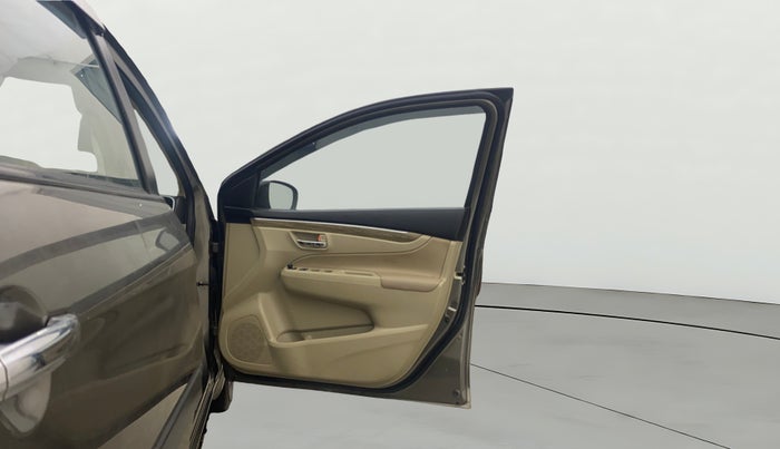 2021 Maruti Ciaz ZETA AT 1.5  SHVS PETROL, Petrol, Automatic, 55,847 km, RHS Front Door