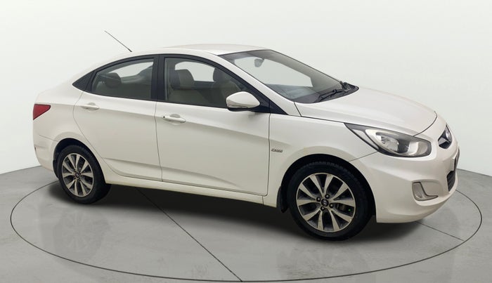2014 Hyundai Verna FLUIDIC 1.6 CRDI SX, Diesel, Manual, 73,918 km, Right Front Diagonal