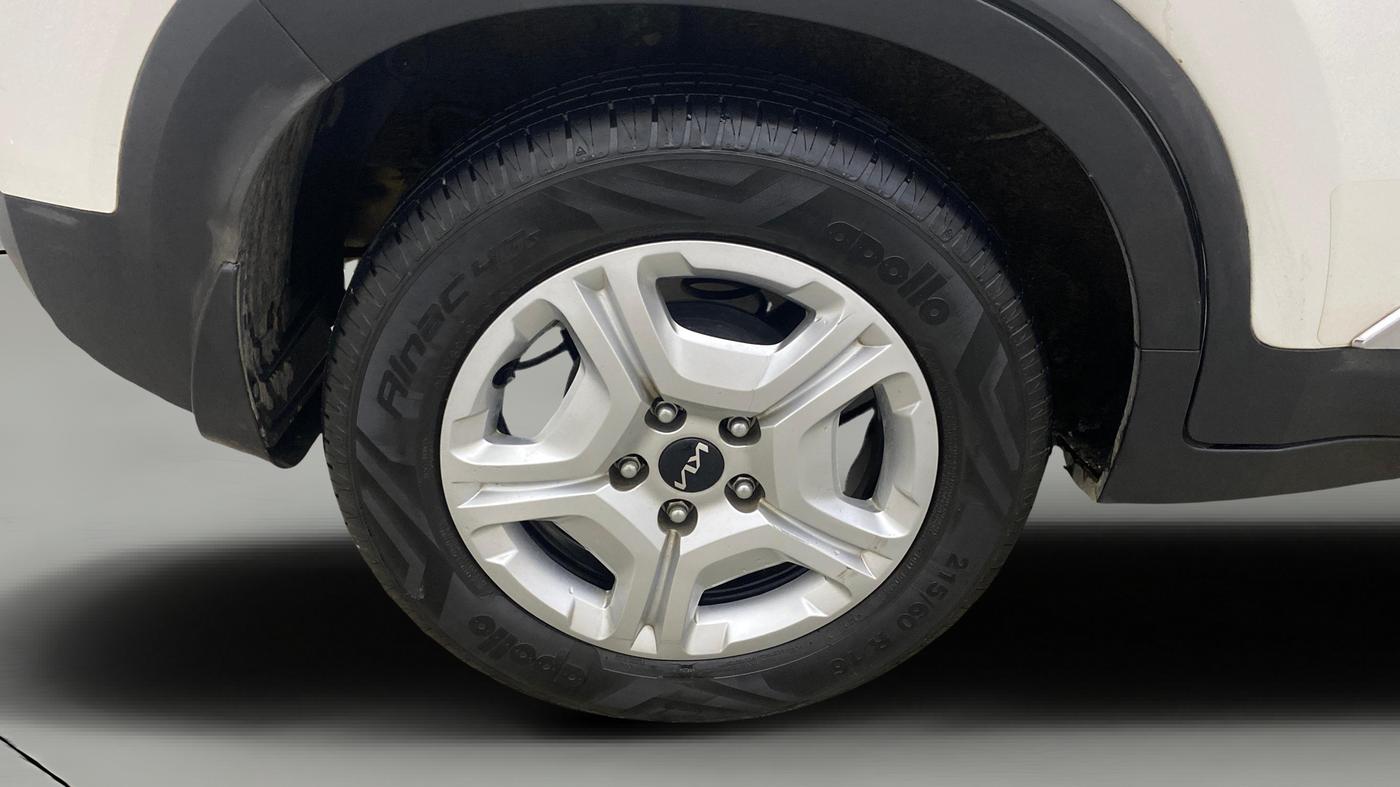 2023 KIA SONET HTK PLUS 1.0 IMT, Petrol, Manual, 19,061 km, Right Rear Wheel