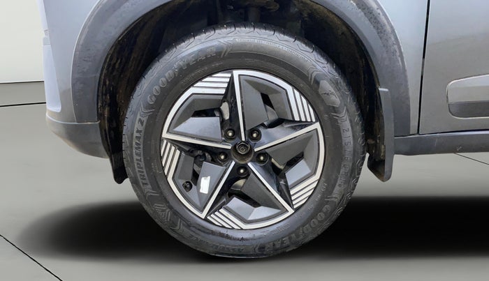 2024 Tata NEXON CREATIVE + SUNROOF 1.5 DIESEL, Diesel, Manual, 47,683 km, Left Front Wheel