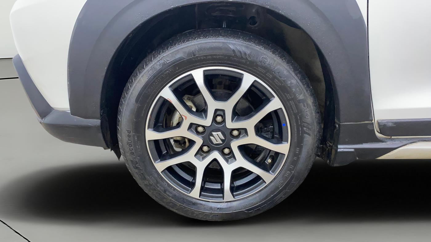 2022 Maruti XL6 ZETA MT, Petrol, Manual, 95,546 km, Left Front Wheel