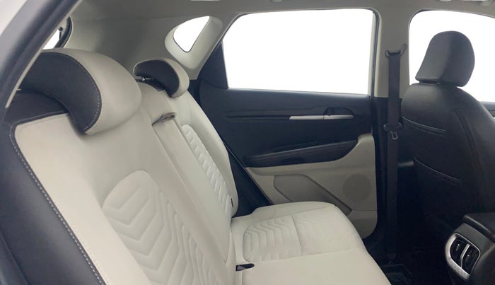 2020 KIA SONET HTX 1.0 IMT, Petrol, Manual, 42,801 km, Right Side Rear Door Cabin