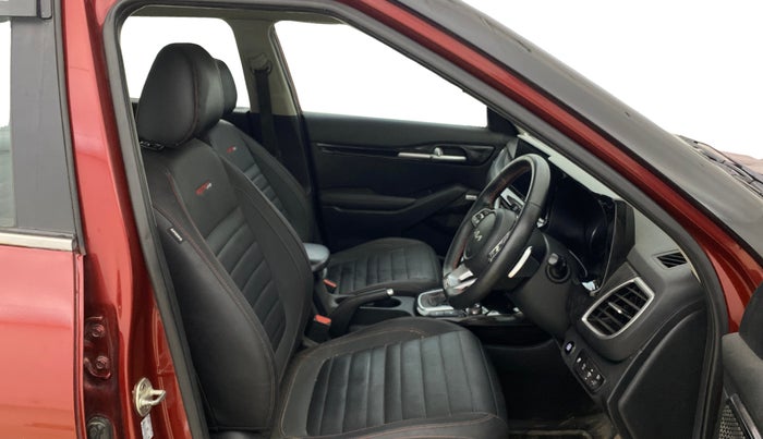 2021 KIA SELTOS GTX PLUS AT 1.5 DIESEL, Diesel, Automatic, 1,18,050 km, Right Side Front Door Cabin