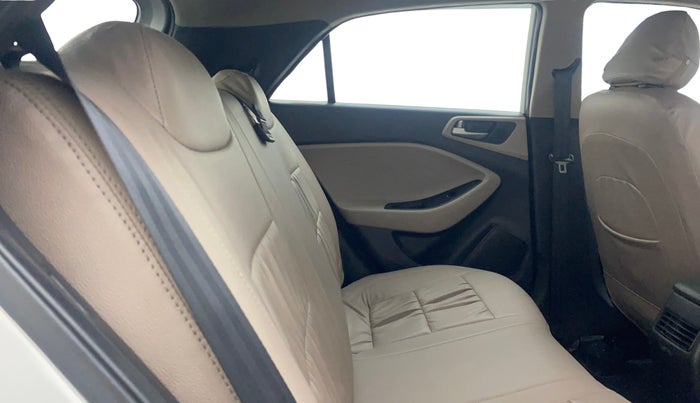 2018 Hyundai Elite i20 SPORTZ 1.2, Petrol, Manual, 77,962 km, Right Side Rear Door Cabin