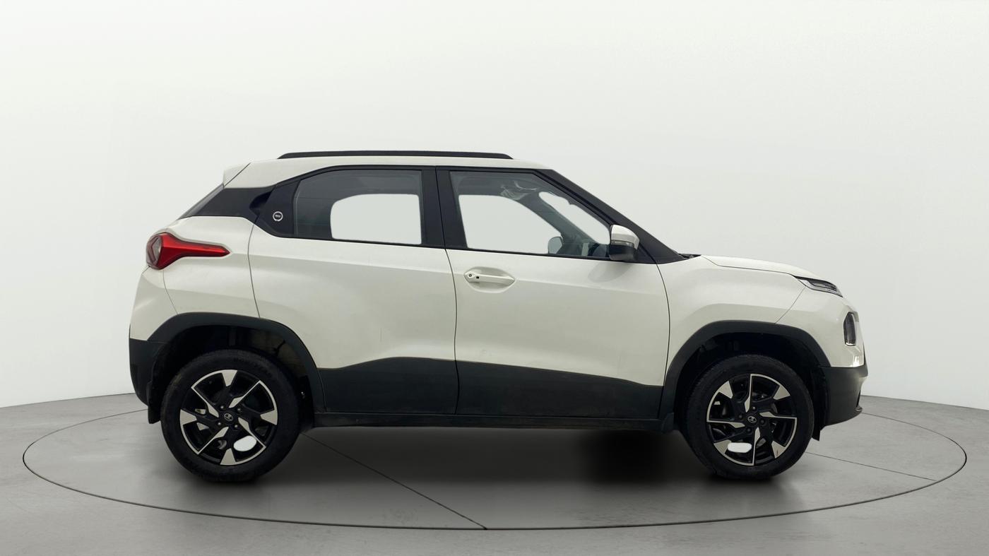 2024 Tata PUNCH ACCOMPLISHED DAZZLE SUNROOF CNG MT, CNG, Manual, 26,504 km, Right Side View