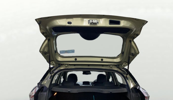2022 Tata NEXON XZ PLUS (PREMIUM) KAZIRANGA DIESEL, Diesel, Manual, 57,219 km, Boot Door Open