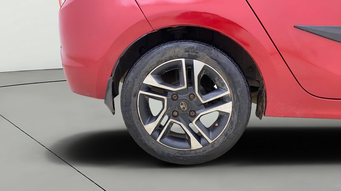 2018 Tata TIGOR XZ PLUS PETROL, CNG, Manual, 51,196 km, Right Rear Wheel