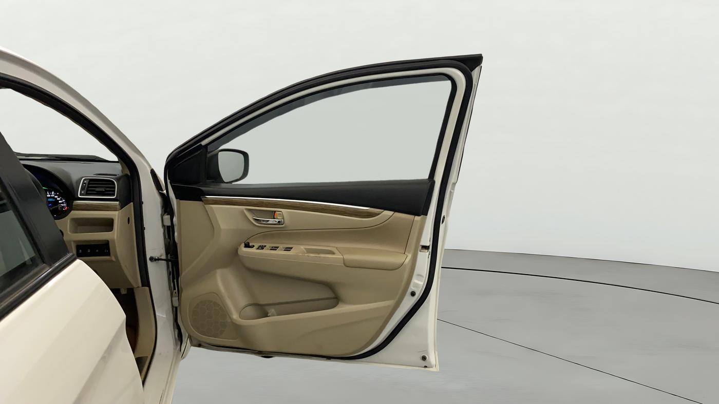 2023 Maruti Ciaz ZETA AT 1.5  SHVS PETROL, Petrol, Automatic, 20,729 km, RHS Front Door