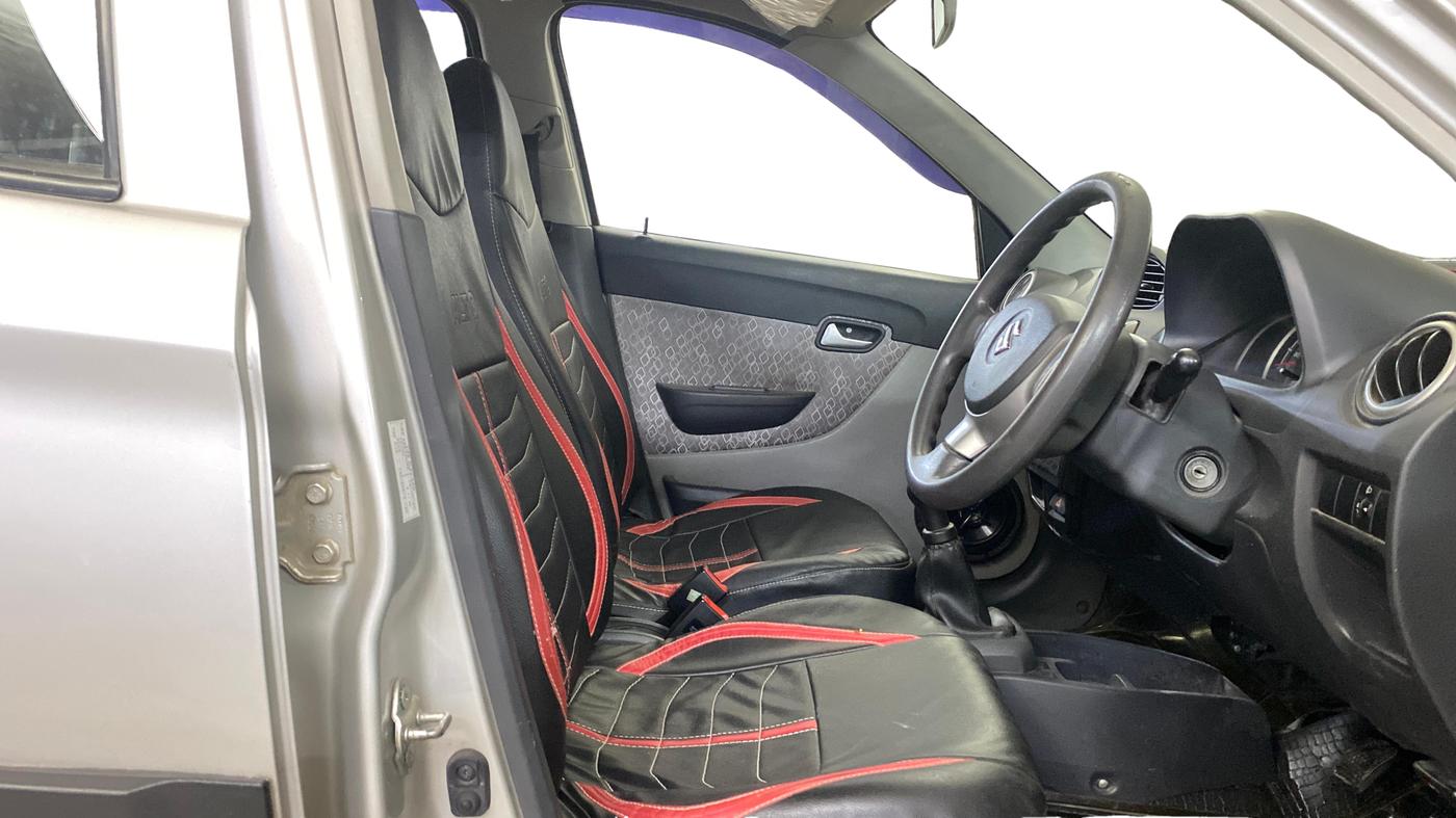 2019 Maruti Alto 800 LXI, Petrol, Manual, 40,897 km, Right Side Front Door Cabin