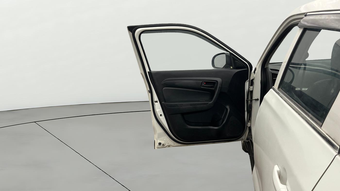 2021 Maruti Vitara Brezza LXI, Petrol, Manual, 73,786 km, LHS Front Door