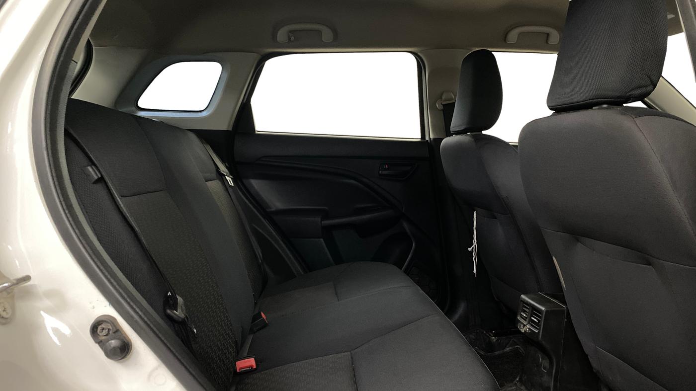 2023 Maruti BREZZA LXI, Petrol, Manual, 49,395 km, Right Side Rear Door Cabin