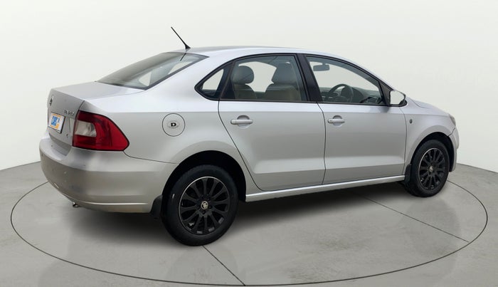 2014 Skoda Rapid 1.5 TDI CR ELEGANCE AT, Diesel, Automatic, 49,586 km, Right Back Diagonal