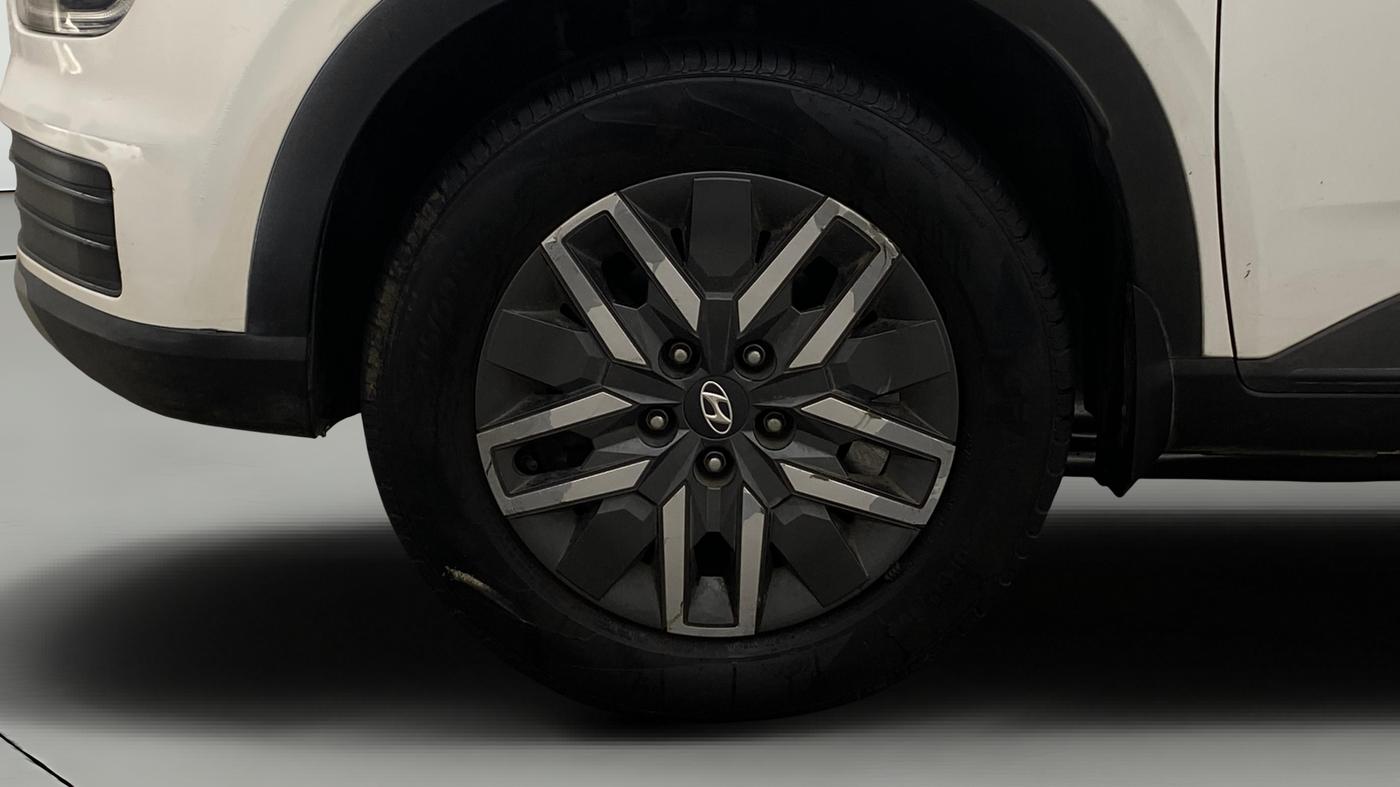 2023 Hyundai VENUE S (O) 1.0 Turbo Petrol DCT, Petrol, Automatic, 72,951 km, Left Front Wheel