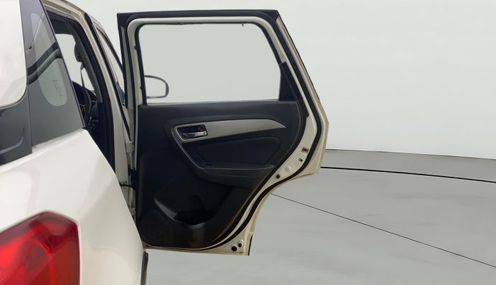 2016 Maruti Vitara Brezza ZDI PLUS, Diesel, Manual, 1,04,764 km, RHS Rear Door