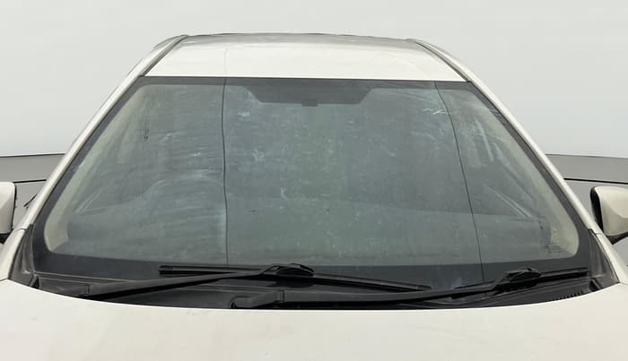 2014 Toyota Corolla Altis J PETROL, Petrol, Manual, 1,04,461 km, Front Windshield