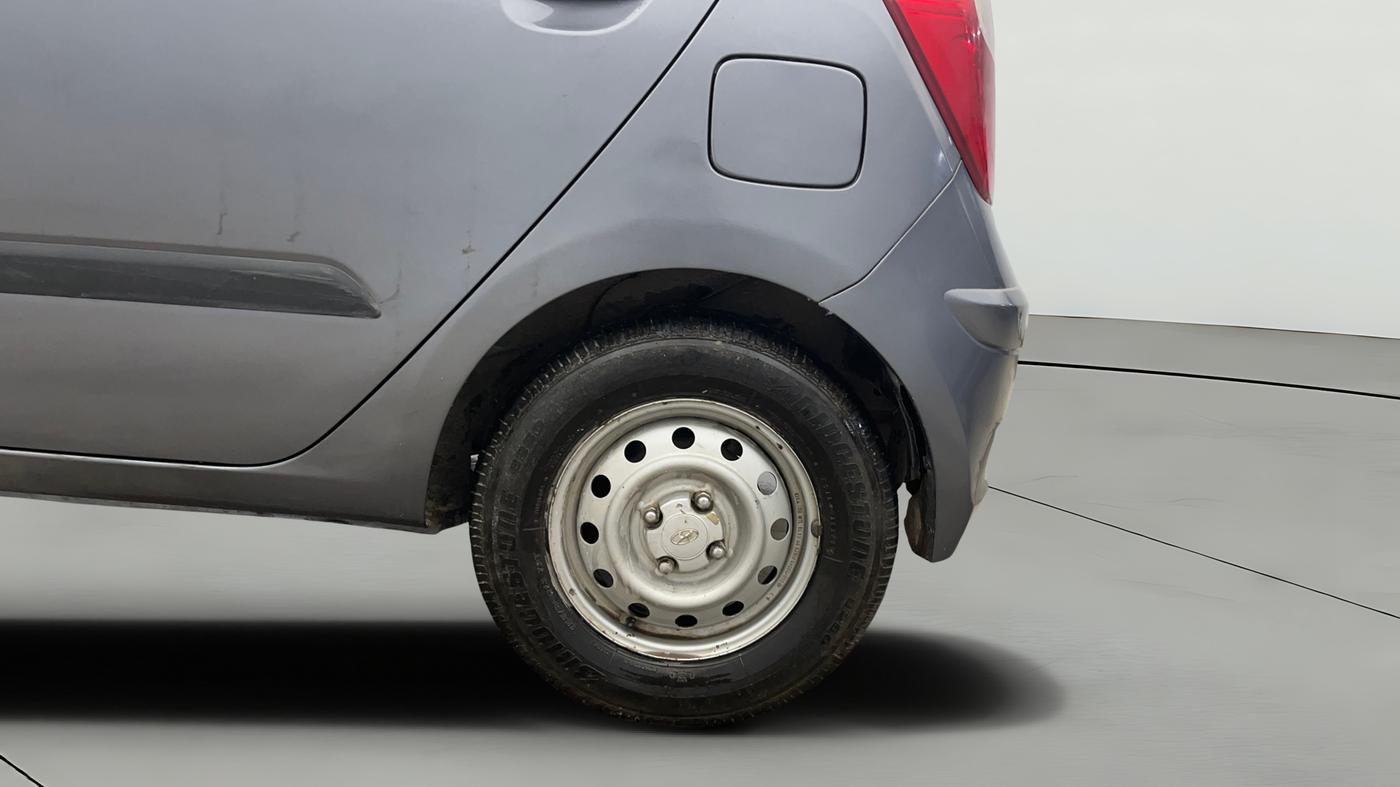 2014 Hyundai i10 MAGNA 1.1, Petrol, Manual, 49,595 km, Left Rear Wheel