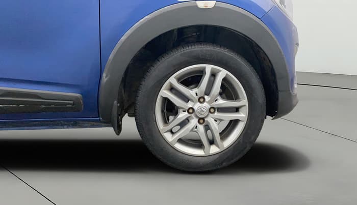 2020 Renault TRIBER RXZ, Petrol, Manual, 39,161 km, Right Front Wheel