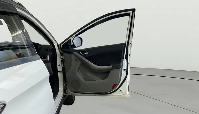 2018 Tata NEXON XZA PLUS PETROL, Petrol, Automatic, 78,263 km, RHS Front Door