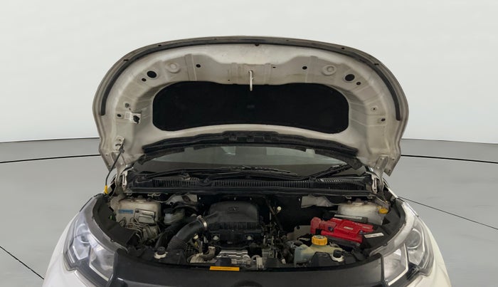 2022 Tata NEXON XZ PETROL, Petrol, Manual, 37,143 km, Open Bonet