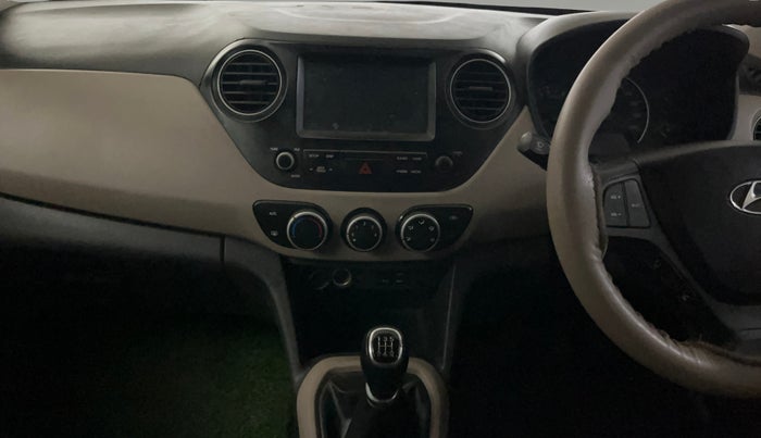 2017 Hyundai Grand i10 SPORTZ (O) 1.2 KAPPA VTVT, CNG, Manual, 86,122 km, Air Conditioner