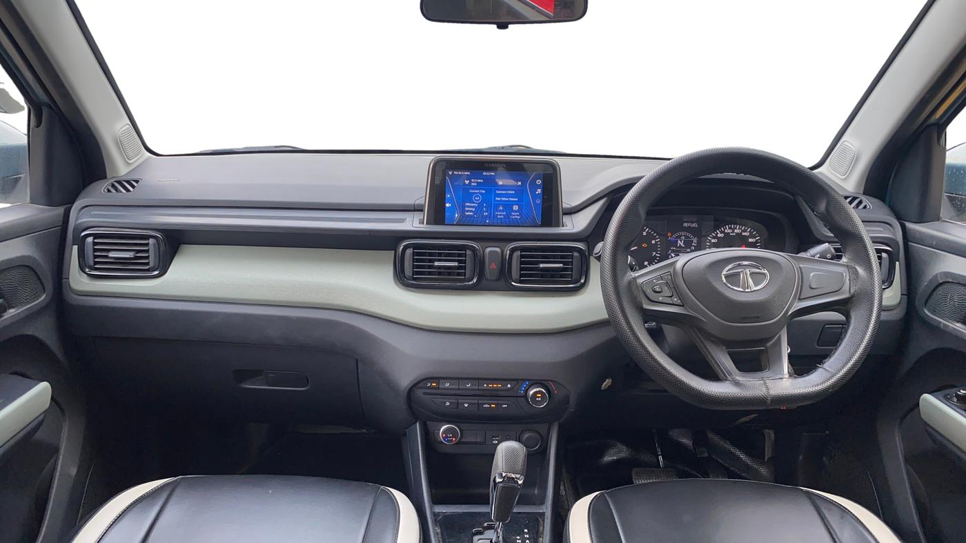 2023 Tata PUNCH ADVENTURE AMT, CNG, Automatic, 26,328 km, Dashboard