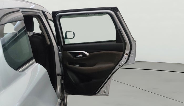 2023 Toyota URBAN CRUISER HYRYDER V HYBRID, Hybrid, Automatic, 77,333 km, RHS Rear Door