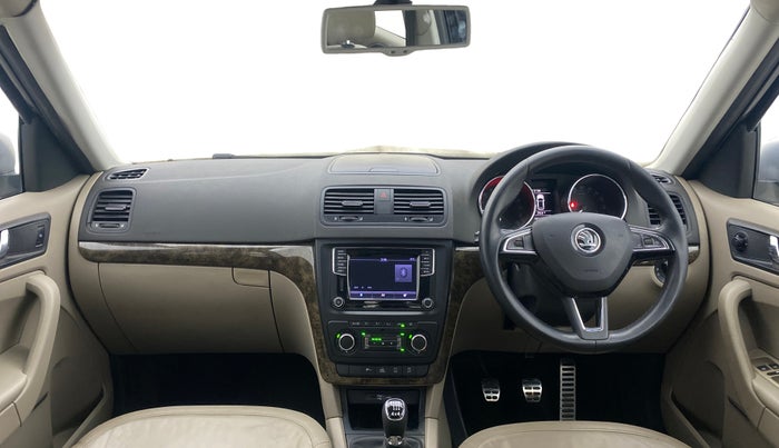 2016 Skoda Yeti STYLE 4X4, Diesel, Manual, 1,46,970 km, Dashboard