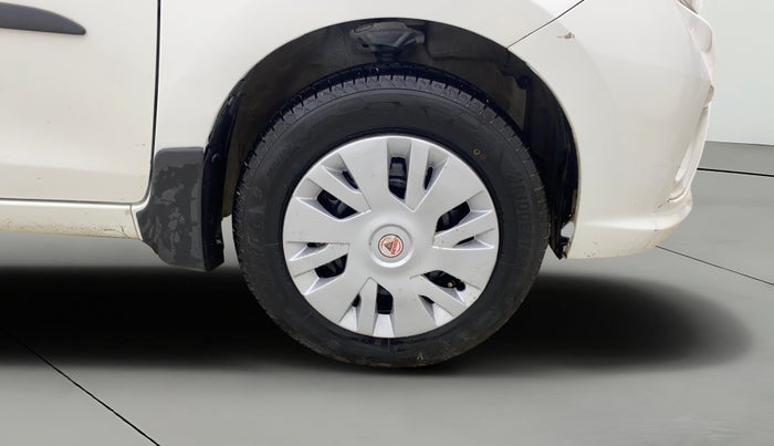2018 Maruti Celerio VXI CNG, CNG, Manual, 1,02,983 km, Right Front Wheel
