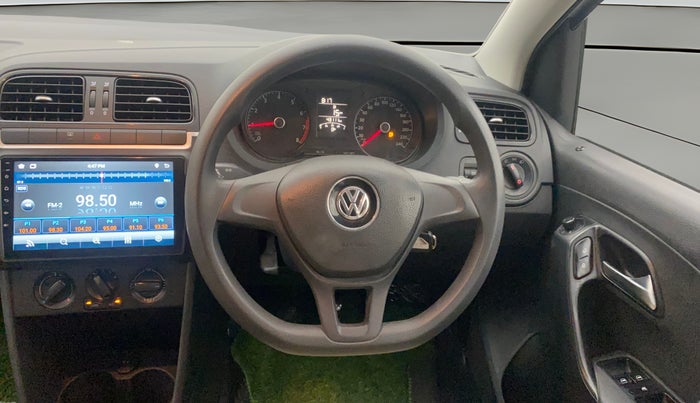 2015 Volkswagen Polo COMFORTLINE 1.2L, Petrol, Manual, 43,106 km, Steering Wheel Close Up