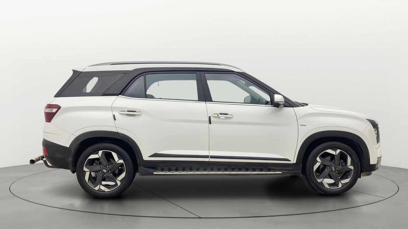 2022 Hyundai ALCAZAR 1.5 SIGNATURE (O) AT 7STR, Diesel, Automatic, 50,178 km, Right Side View