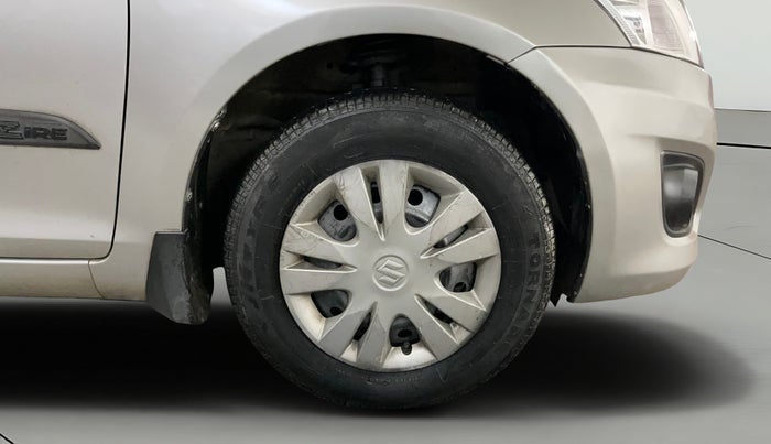 2014 Maruti Swift Dzire VXI, Petrol, Manual, 29,815 km, Right Front Wheel