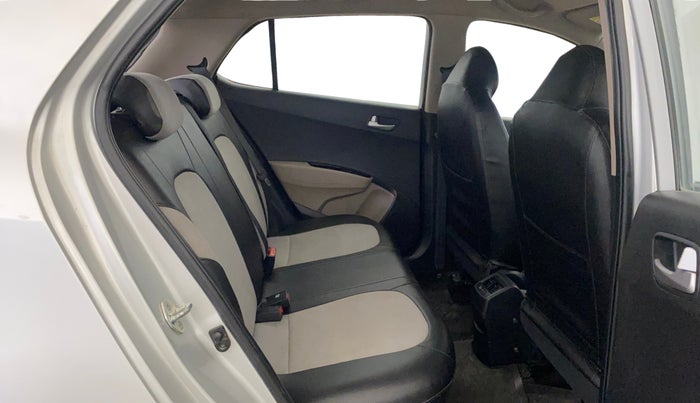 2015 Hyundai Grand i10 ASTA (O) 1.2 KAPPA VTVT, Petrol, Manual, 67,074 km, Right Side Rear Door Cabin