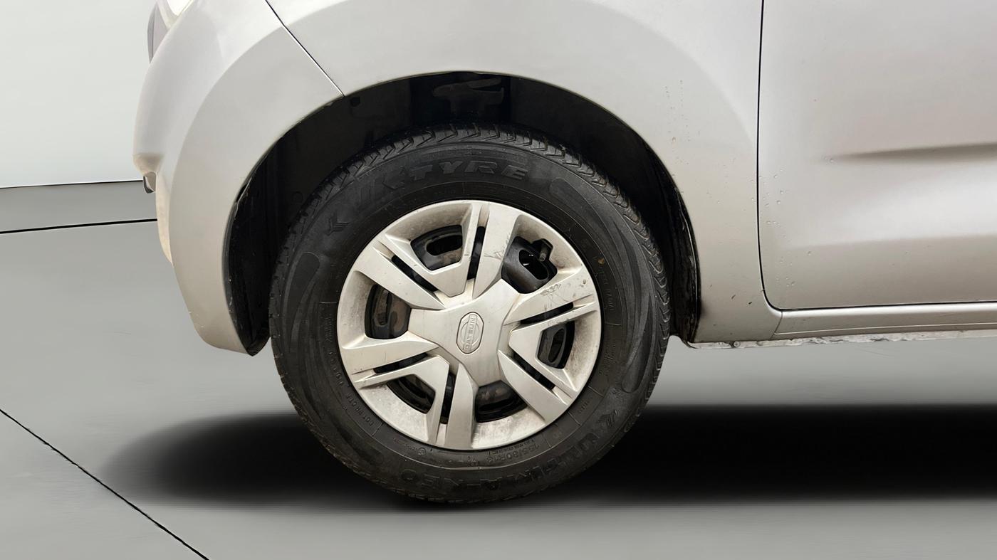 2018 Datsun Redi Go T(O) 1.0 AMT, Petrol, Automatic, 41,026 km, Left Front Wheel