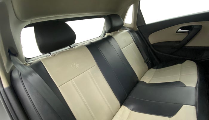 2014 Volkswagen Polo HIGHLINE DIESEL, Diesel, Manual, 58,909 km, Right Side Rear Door Cabin