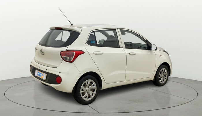 2018 Hyundai Grand i10 MAGNA 1.2 KAPPA VTVT, Petrol, Manual, 26,421 km, Right Back Diagonal