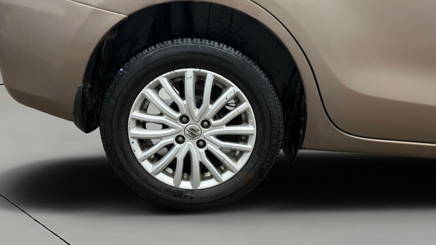 2018 Maruti Dzire ZXI AMT, Petrol, Automatic, 88,059 km, Right Rear Wheel