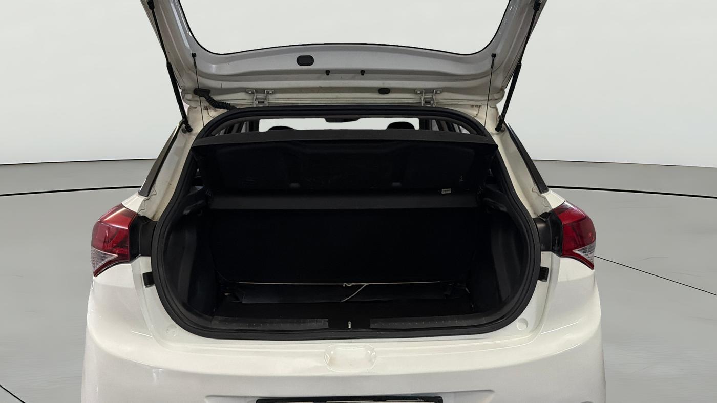 2016 Hyundai Elite i20 MAGNA 1.2, Petrol, Manual, 41,975 km, Boot Open Zoomed View