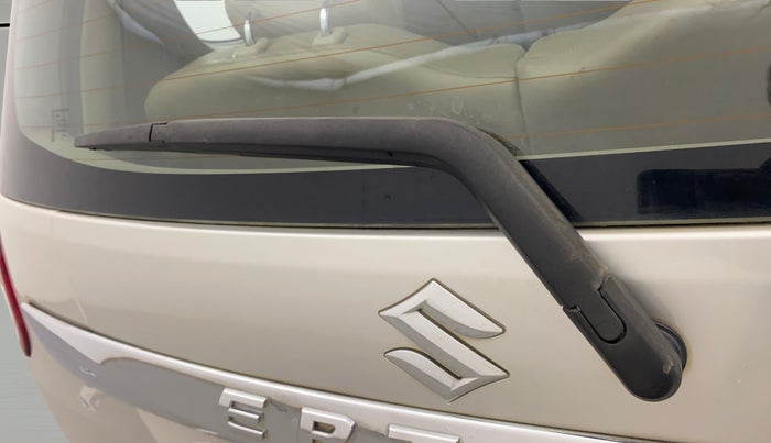 2016 Maruti Ertiga ZXI+, Petrol, Manual, 1,21,290 km, Rear Wiper