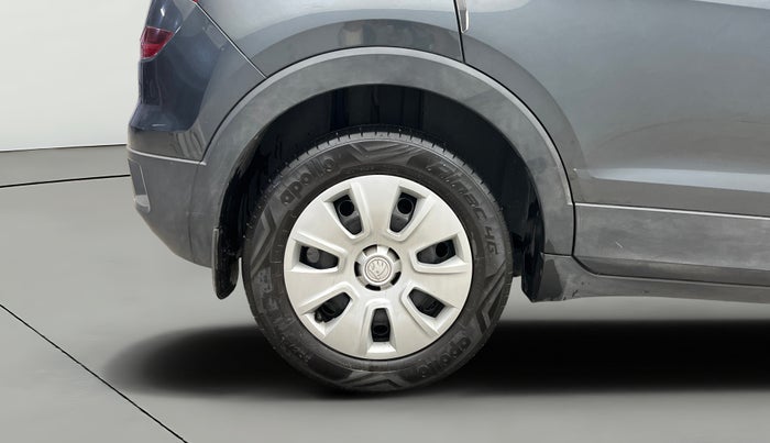 2022 Skoda KUSHAQ ACTIVE 1.0L TSI MT, Petrol, Manual, 28,926 km, Right Rear Wheel