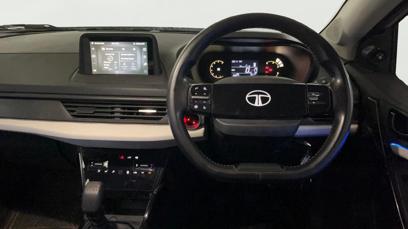 2024 Tata NEXON PURE 1.2 PETROL, CNG, Manual, 20,901 km, Steering Wheel Close Up