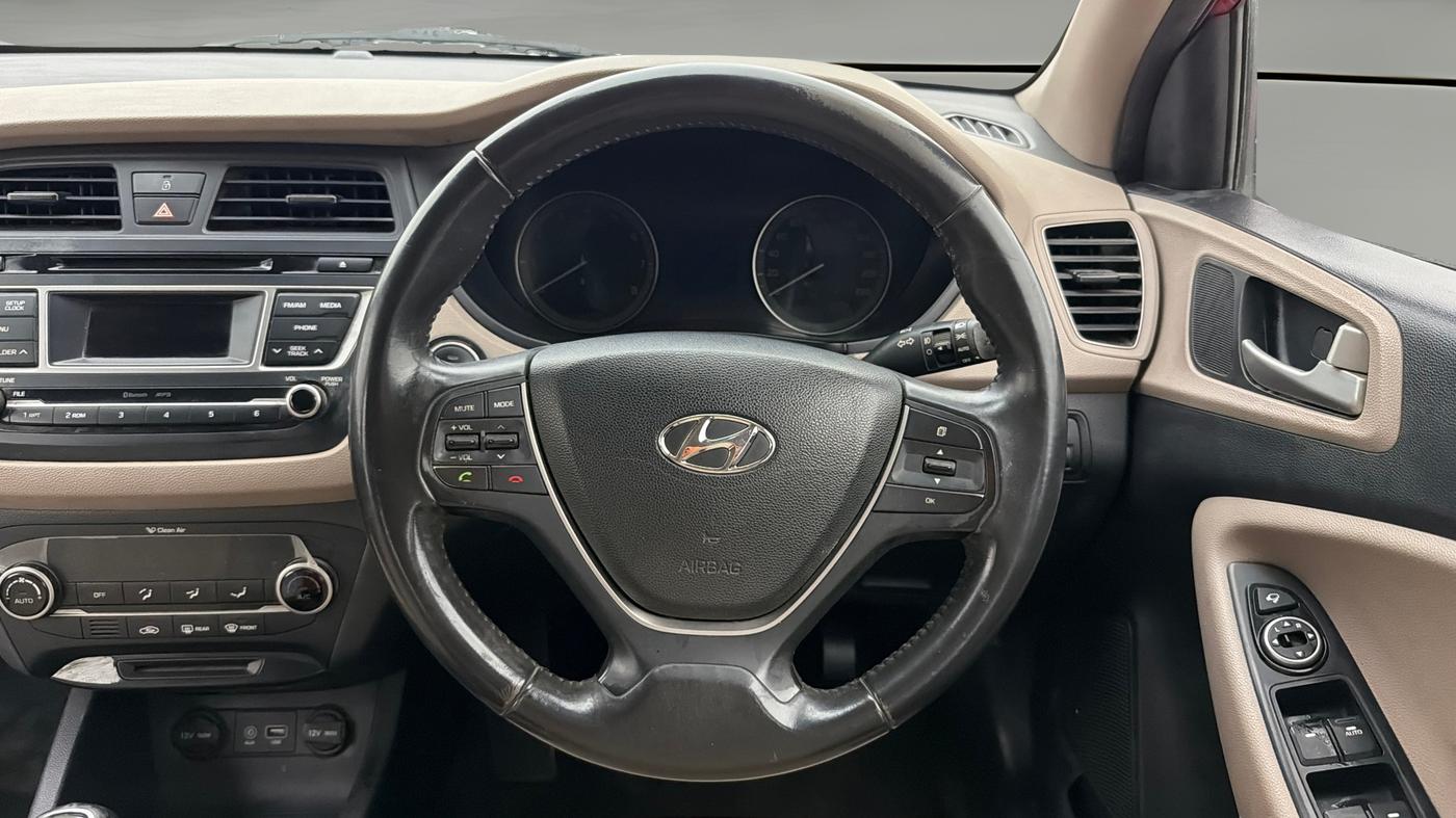 2014 Hyundai Elite i20 ASTA 1.2, Petrol, Manual, 60,669 km, Steering Wheel Close Up