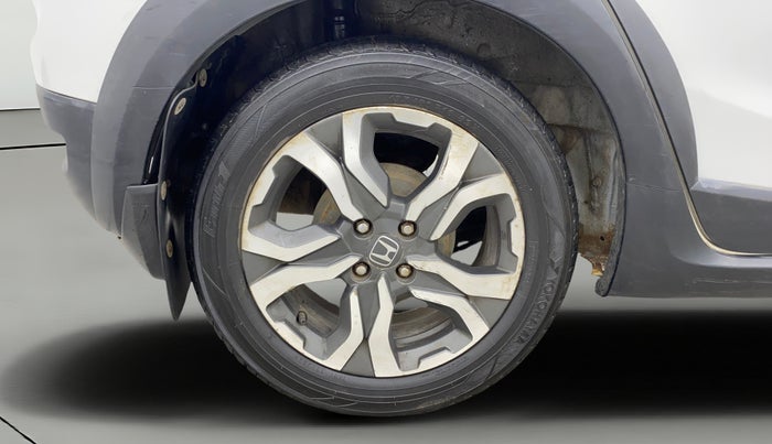 2017 Honda WR-V 1.2L I-VTEC VX MT, Petrol, Manual, 1,35,751 km, Right Rear Wheel