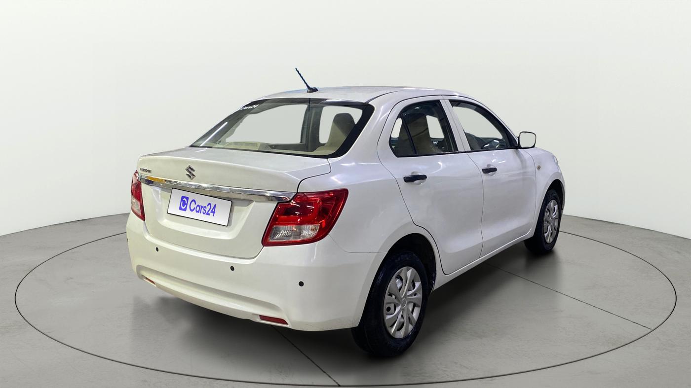 2022 Maruti Dzire LXI, CNG, Manual, 32,324 km, Right Back Diagonal