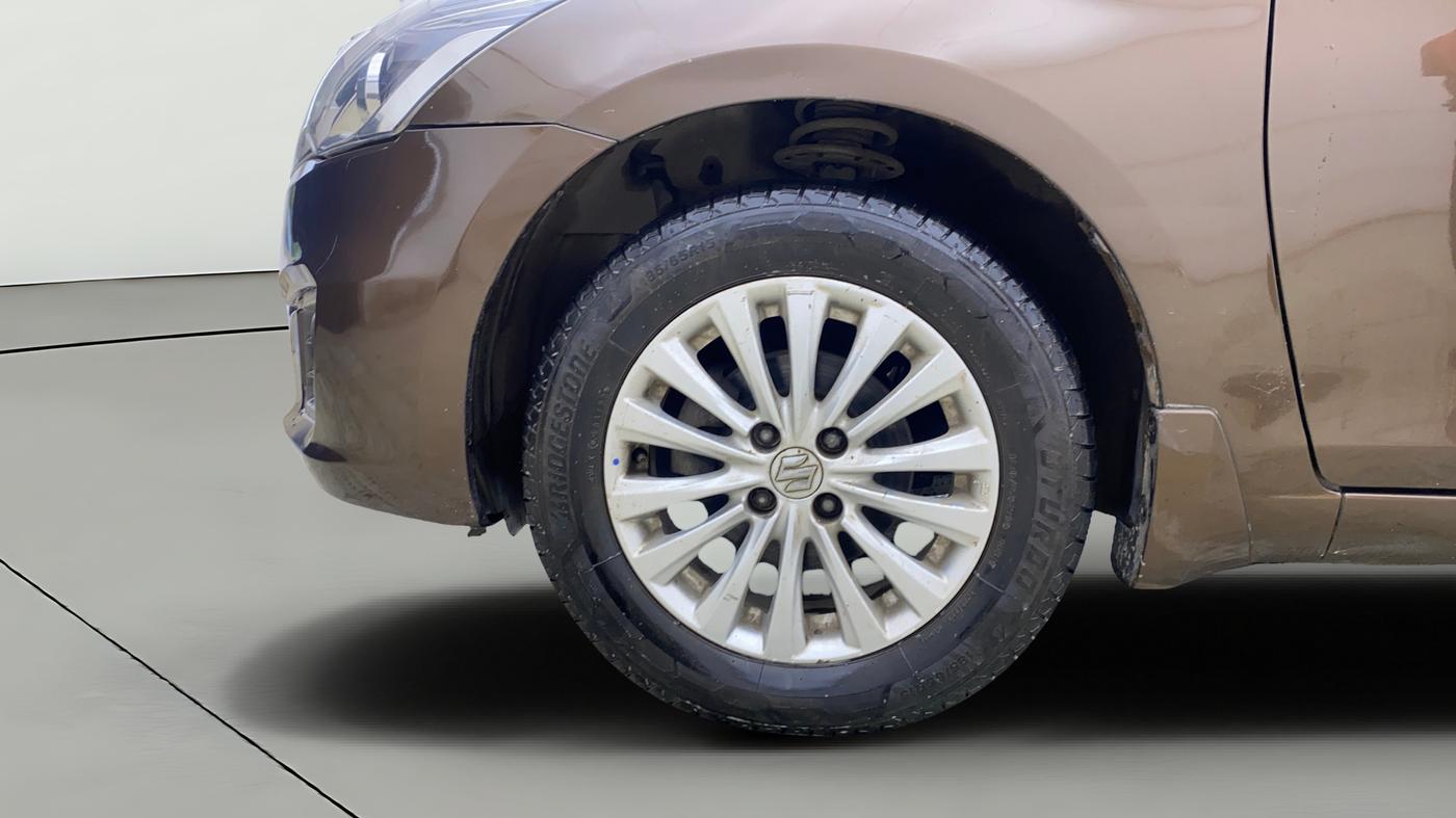 2018 Maruti Ciaz ZETA 1.4  MT PETROL, Petrol, Manual, 63,238 km, Left Front Wheel