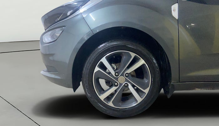 2025 Tata ALTROZ XZ PLUS PETROL, Petrol, Manual, 9,104 km, Left Front Wheel